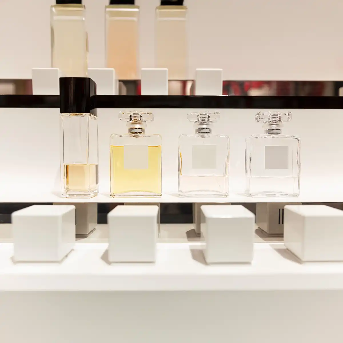 Come conservare un profumo: tutti i segreti per far durare le tue fragranze più a lungo